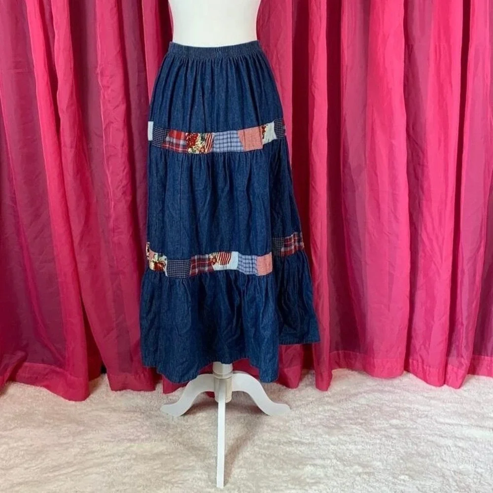 Vintage Koret Petites‎ tiered denim and calico maxi skirt med